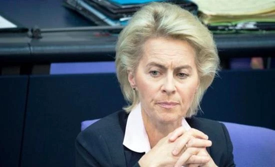 Γερμανίδα υπ. Άμυνας: Η μάχη εναντίον του ISIS δεν έχει τελειώσει